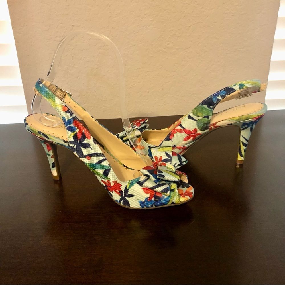 Kelly & Katie Floral Heels Open Toe with Bow Size 6